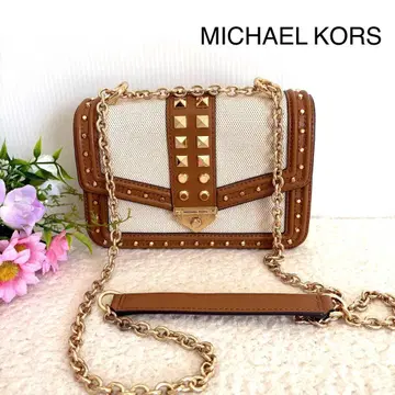 새상품급 마이클코어스 스터드 장식 체인 숄더백