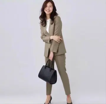 아오야마 그레이지 정장 세트 테이퍼드 팬츠 수트 V 컬러 미사용