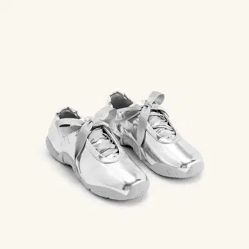 JW PEI 발레리나 스니커즈 실버 23.5