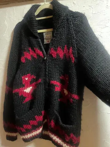 캐내디언 스웨터 울 100% 두꺼운 원단