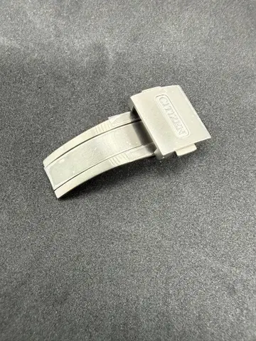 The Citizen 티타늄 버클