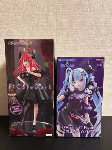 최신 프라이스 피규어 유키 미쿠 x 쿠로미, 나카노 이츠키 2체 세트