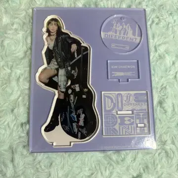 LE SSERAFIM 채원 popup 아크릴 스탠드 미개봉
