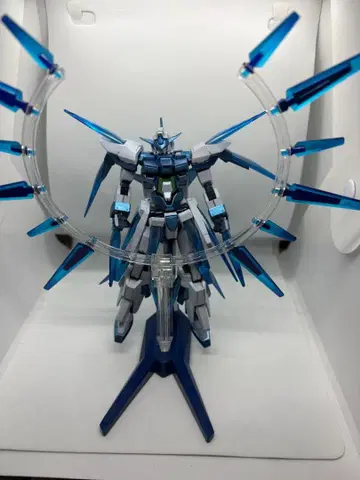건프라 HG 1/144 건담 AGE-FX 버스트 전체 도색 완성품