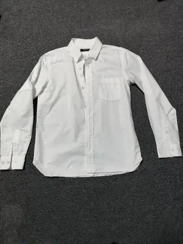 PHIGVEL 화이트 버튼 다운 셔츠