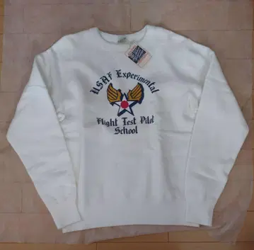 버즈릭슨 세트인 크루 맨투맨 화이트 BR67883 L