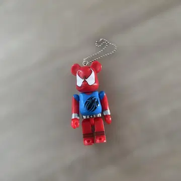 스파이더맨 큐브릭 피규어