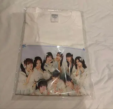 타카네노 나데시코 Bouquet of 9 Flowers T셔츠 L