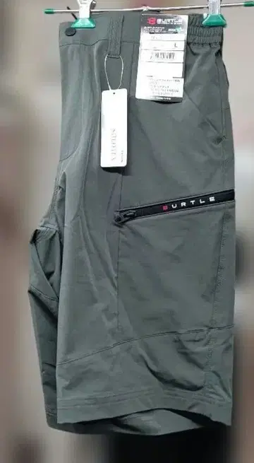 BURTLE 9707 숏팬츠 L 밀스크린