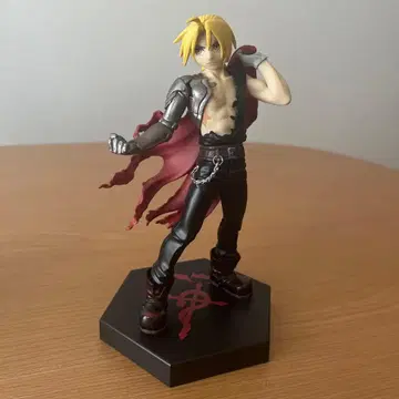 에드워드 엘릭 피규어