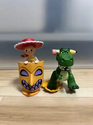 Disney/Pixar Spooky Night 시리즈 제시와 렉스