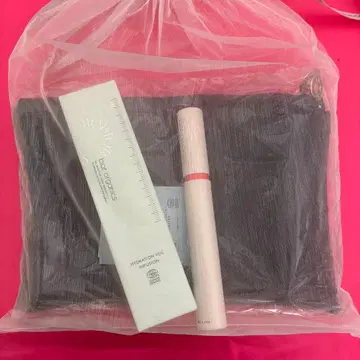 biore organics x Travis Japan 홀리데이 컬렉션