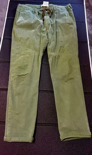 [ REMI RELIEF ] 레미 릴리프 팬츠 올리브