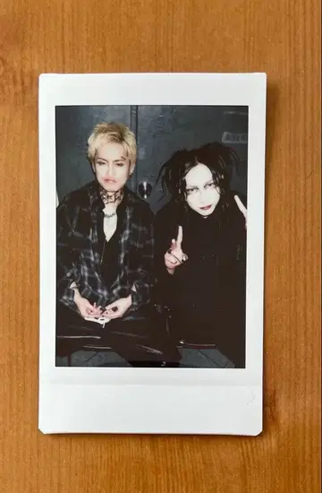 DIAURA x 아루루캉 콜라보 폴라로이드 2