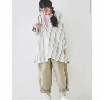 네스트로브 린넨 스트라이프 롱 셔츠