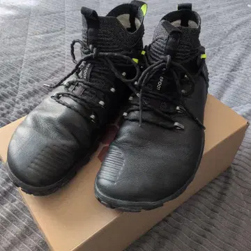 MAGNA FOREST ESC vivobarefoot 비보베어풋