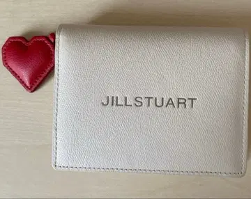 질스튜어트 지갑