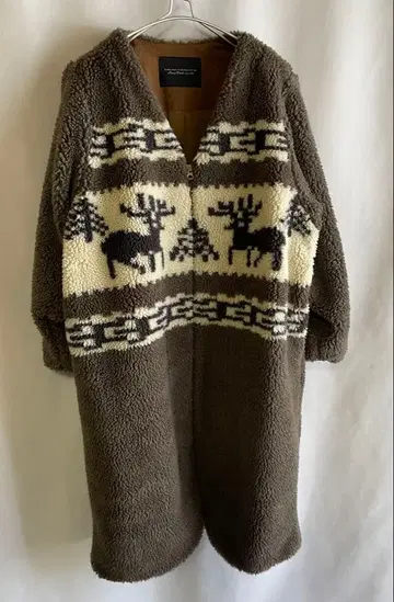 Sunny Clouds 카우친 보아 코트