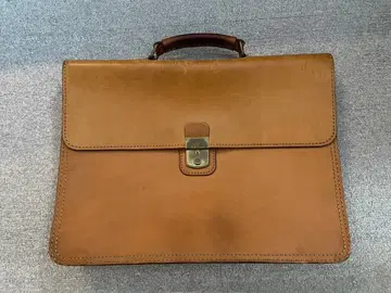 HERZ 플랩식 브리프 케이스 라이트 브라운 브라이들 가죽