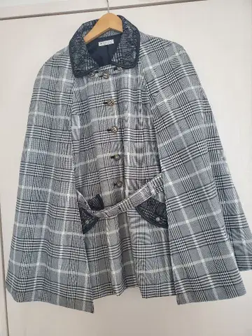 axes femme 나폴레옹풍 코트 체크 무늬