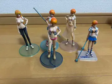 나미 피규어 5체 세트