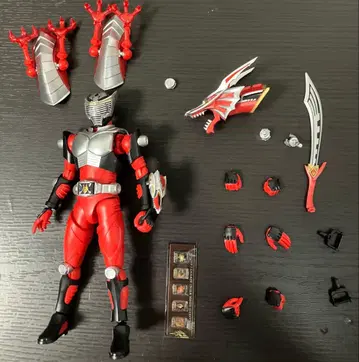 피규어라이즈 스탠다드 가면라이더 류우키 완성품