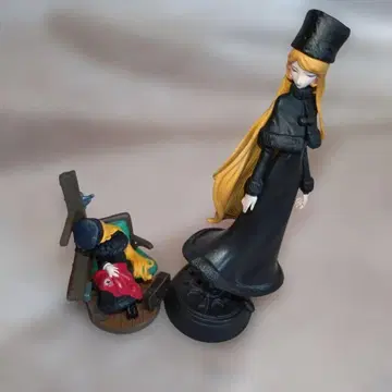 은하철도999 메텔 피규어 2체 세트