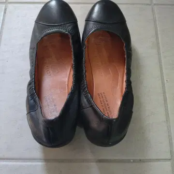 FitFlop 블랙 플랫슈즈 38 사이즈