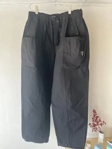 South2 West8| Belted Center Seam Pant M