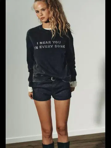 [ 미사용 새상품 ] ZARA 워시 가공 텍스트 스웨트 셔츠