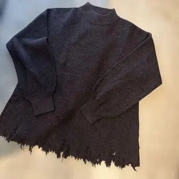 EKAL 브라운 프린지 니트