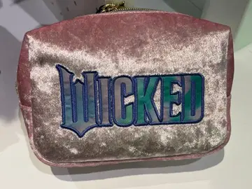 USJ 한정판 위키드 파우치