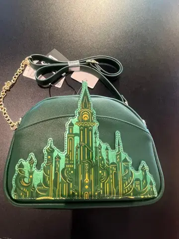 USJ 한정판 위키드 숄더백