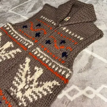 BeamsHeart 빔즈 코위찬 니트 베스트 썬더버드