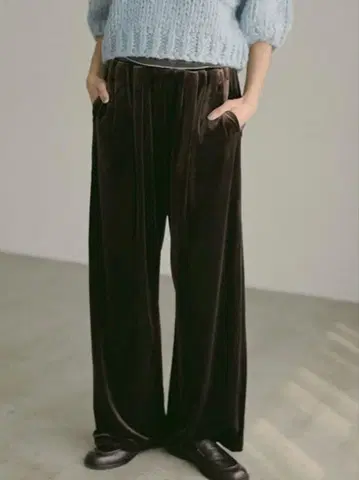 새상품급! ETRE TOKYO 리락시 벨로아 팬츠