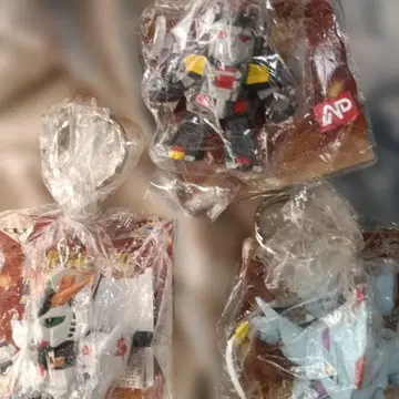 슈퍼로봇대전 키링 3개 세트