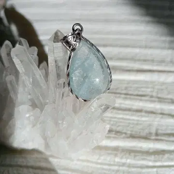 아쿠아 마린 페어 쉐이프 펜던트 실버
