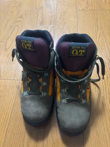 OUTDOOR FIELD 등산화