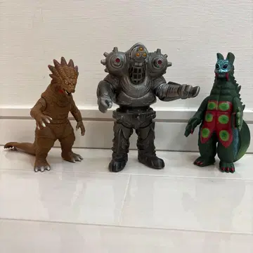 뫼비우스 괴수 3체 세트 살라만드라, 임페라이저, 드라고리