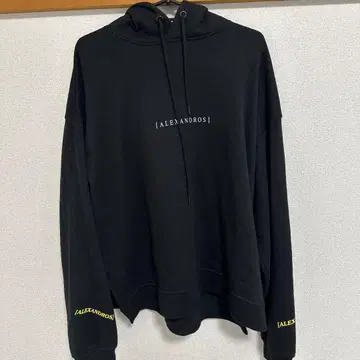 [Alexandros] 후디 M