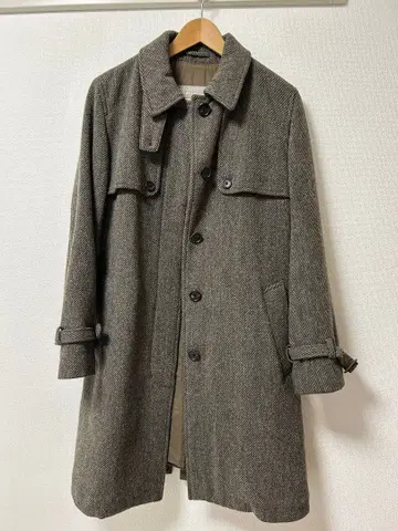 마가렛호웰 그레이 계열 트위드 트렌치코트
