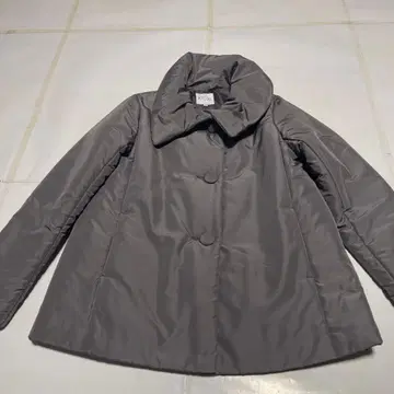 KOE 패딩 자켓 빅 카라 부착 그레이 사이즈: S