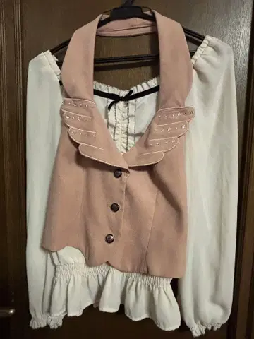 시크릿 허니 라인스톤 유니콘 셋업과 블라우스