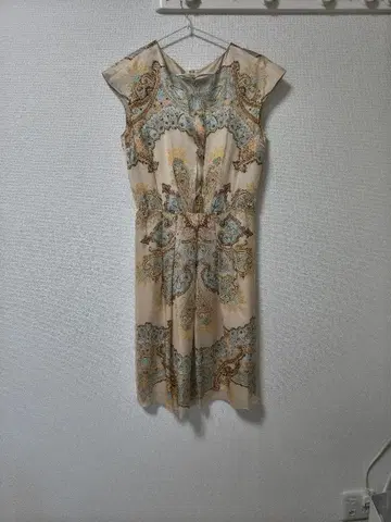 Paul Stuart 페이즐리 무늬 원피스