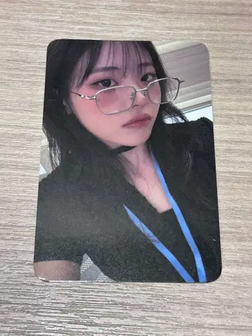 히나 QWER ROCKATION 월드 투어 트레이딩 카드 2