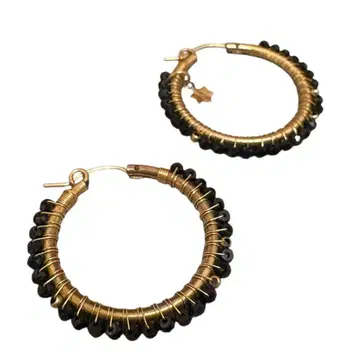 내추럴리 쥬얼리 블랙 스피넬 감긴 후프 귀걸이 M