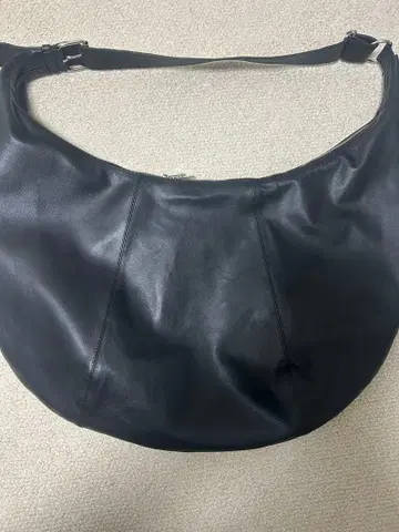 YOKE Carf Leather Circle Bag