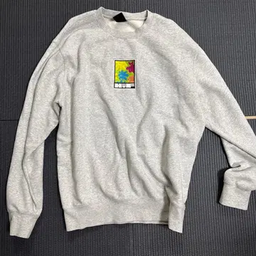 HUF 꽃무늬 프린트 맨투맨 그레이