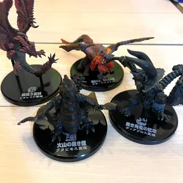 몬스터 헌터 초조형혼 피규어 리오레이아 디아블로스 그라비모스