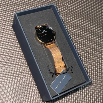 Daniel Wellington DW 블랙 골드 시계